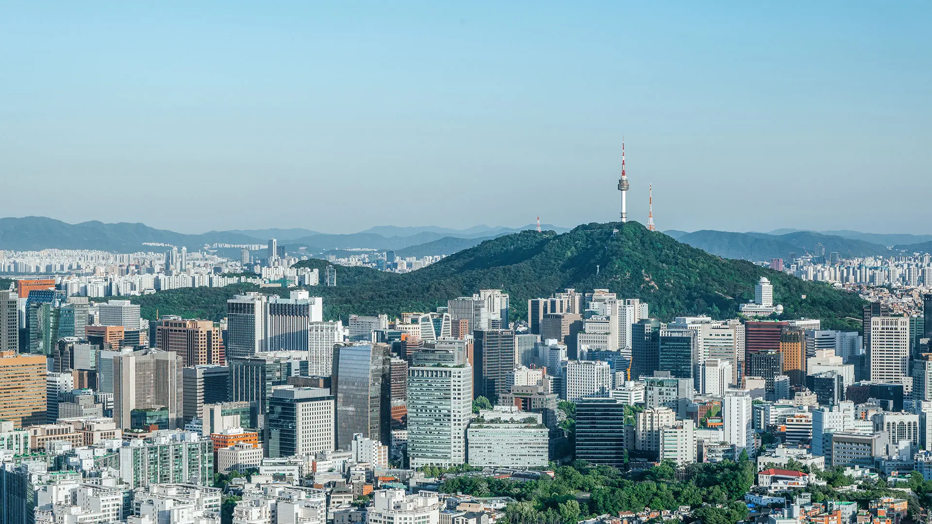 A new academic cooperation between the American Business College of Paris and Hanyang University in South Korea